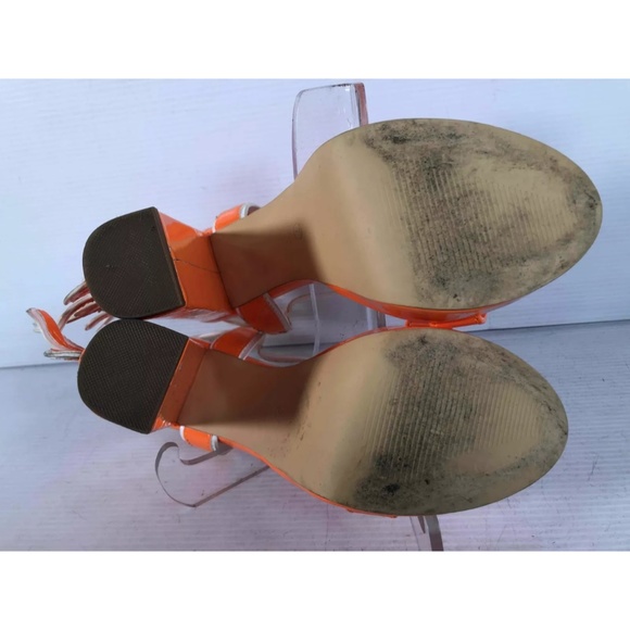 Liliana Open Toe Block Heel Sandal Pumps - Picture 9 of 9